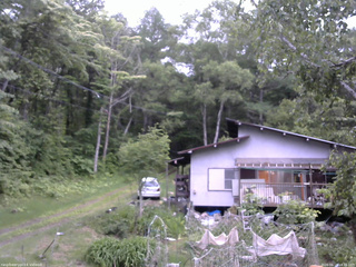 長野県菅平高原 ゆたか山荘 西側(坂上) 2026/06/15 18:15