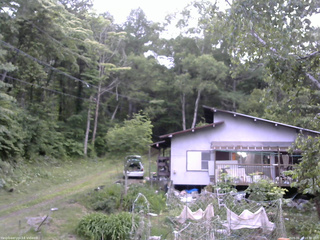 長野県菅平高原 ゆたか山荘 西側(坂上) 2026/06/16 18:30