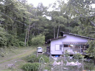 長野県菅平高原 ゆたか山荘 西側(坂上) 2026/06/17 18:30