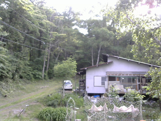 長野県菅平高原 ゆたか山荘 西側(坂上) 2026/06/18 17:00