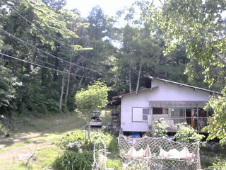 長野県菅平高原 ゆたか山荘 西側(坂上) 2026/06/19 15:15
