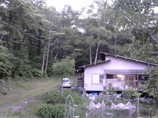 長野県菅平高原 ゆたか山荘 西側(坂上) 2026/06/19 18:45
