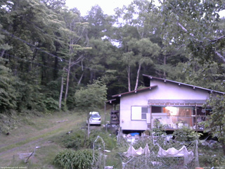 長野県菅平高原 ゆたか山荘 西側(坂上) 2026/06/19 19:00