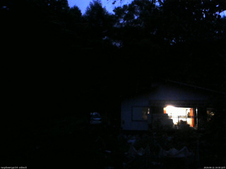 長野県菅平高原 ゆたか山荘 西側(坂上) 2026/06/21 19:30