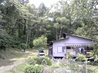 長野県菅平高原 ゆたか山荘 西側(坂上) 2026/06/23 12:15