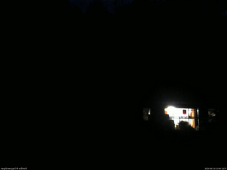 長野県菅平高原 ゆたか山荘 西側(坂上) 2026/06/23 19:45