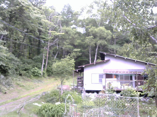 長野県菅平高原 ゆたか山荘 西側(坂上) 2026/06/24 17:00