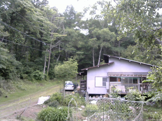 長野県菅平高原 ゆたか山荘 西側(坂上) 2026/07/04 15:00