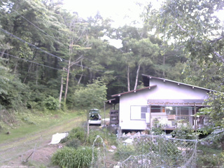 長野県菅平高原 ゆたか山荘 西側(坂上) 2026/07/07 17:45