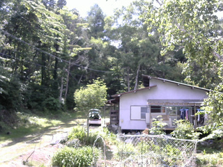 長野県菅平高原 ゆたか山荘 西側(坂上) 2026/07/08 13:45