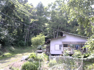 長野県菅平高原 ゆたか山荘 西側(坂上) 2026/07/08 15:00