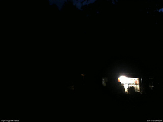 長野県菅平高原 ゆたか山荘 西側(坂上) 2026/07/10 19:45