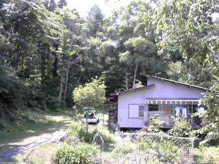 長野県菅平高原 ゆたか山荘 西側(坂上) 2026/07/18 13:00