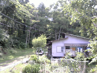 長野県菅平高原 ゆたか山荘 西側(坂上) 2026/07/18 15:00