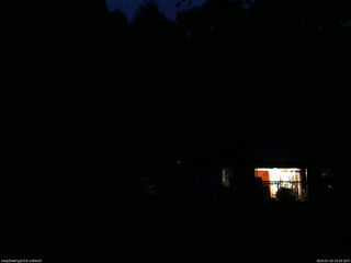 長野県菅平高原 ゆたか山荘 西側(坂上) 2026/07/20 19:30