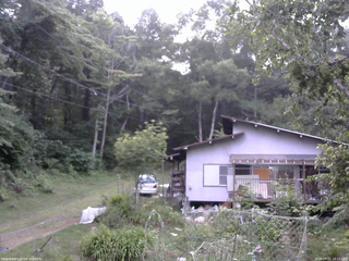 長野県菅平高原 ゆたか山荘 西側(坂上) 2026/07/22 18:15