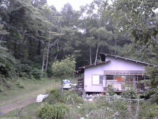 長野県菅平高原 ゆたか山荘 西側(坂上) 2026/07/22 18:30