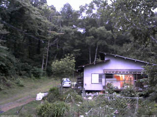長野県菅平高原 ゆたか山荘 西側(坂上) 2026/07/23 19:00