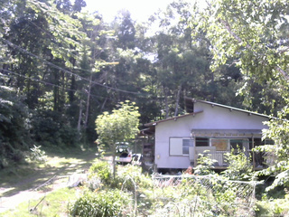 長野県菅平高原 ゆたか山荘 西側(坂上) 2026/07/25 14:00
