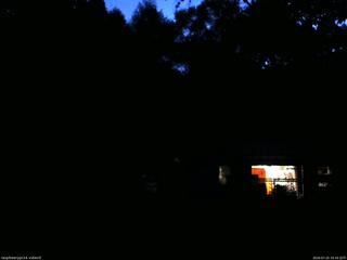 長野県菅平高原 ゆたか山荘 西側(坂上) 2026/07/25 19:30