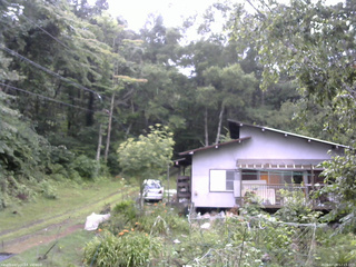 長野県菅平高原 ゆたか山荘 西側(坂上) 2026/07/26 12:15