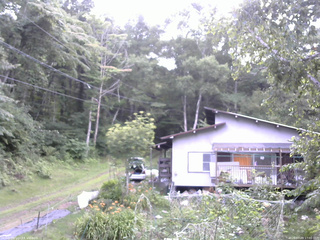 長野県菅平高原 ゆたか山荘 西側(坂上) 2026/07/29 17:00