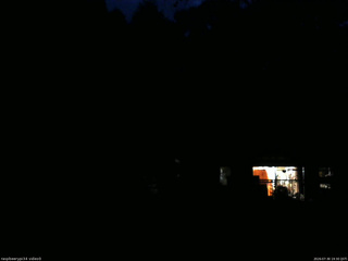 長野県菅平高原 ゆたか山荘 西側(坂上) 2026/07/30 19:30