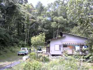 長野県菅平高原 ゆたか山荘 西側(坂上) 2026/08/01 11:45
