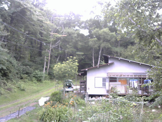 長野県菅平高原 ゆたか山荘 西側(坂上) 2026/08/01 15:45