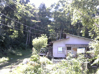 長野県菅平高原 ゆたか山荘 西側(坂上) 2026/08/06 15:00