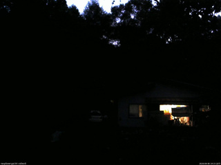 長野県菅平高原 ゆたか山荘 西側(坂上) 2026/08/06 19:15