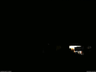 長野県菅平高原 ゆたか山荘 西側(坂上) 2026/08/06 19:45