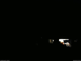 長野県菅平高原 ゆたか山荘 西側(坂上) 2026/08/09 19:30