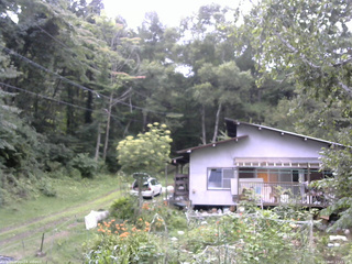 長野県菅平高原 ゆたか山荘 西側(坂上) 2026/08/11 12:15