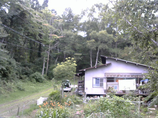 長野県菅平高原 ゆたか山荘 西側(坂上) 2026/08/18 13:00