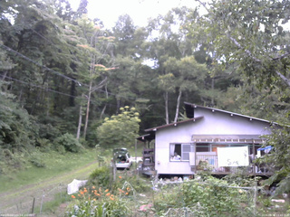 長野県菅平高原 ゆたか山荘 西側(坂上) 2026/08/18 13:45