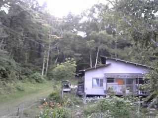 長野県菅平高原 ゆたか山荘 西側(坂上) 2026/08/18 16:15