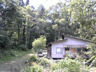 長野県菅平高原 ゆたか山荘 西側(坂上) 2026/08/19 13:00