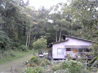 長野県菅平高原 ゆたか山荘 西側(坂上) 2026/08/19 15:00