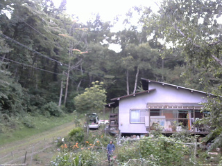 長野県菅平高原 ゆたか山荘 西側(坂上) 2026/08/19 17:30
