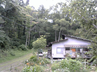 長野県菅平高原 ゆたか山荘 西側(坂上) 2026/08/20 12:45