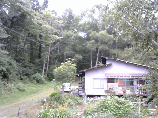 長野県菅平高原 ゆたか山荘 西側(坂上) 2026/08/21 08:45
