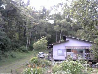 長野県菅平高原 ゆたか山荘 西側(坂上) 2026/08/21 13:00