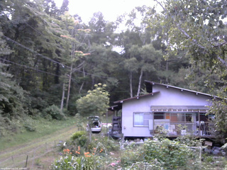 長野県菅平高原 ゆたか山荘 西側(坂上) 2026/08/21 17:15