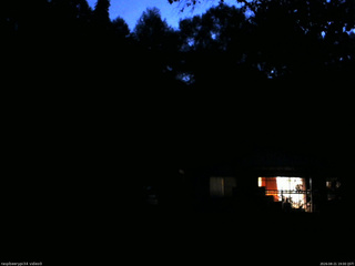 長野県菅平高原 ゆたか山荘 西側(坂上) 2026/08/21 19:00
