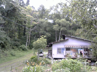 長野県菅平高原 ゆたか山荘 西側(坂上) 2026/08/22 12:00