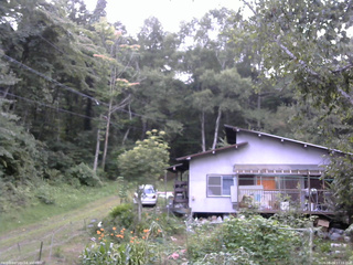 長野県菅平高原 ゆたか山荘 西側(坂上) 2026/08/22 17:15