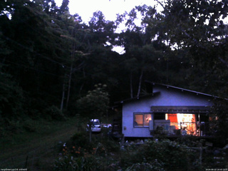 長野県菅平高原 ゆたか山荘 西側(坂上) 2026/08/22 18:45
