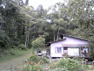 長野県菅平高原 ゆたか山荘 西側(坂上) 2026/08/23 12:00