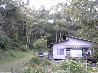 長野県菅平高原 ゆたか山荘 西側(坂上) 2026/08/23 12:15